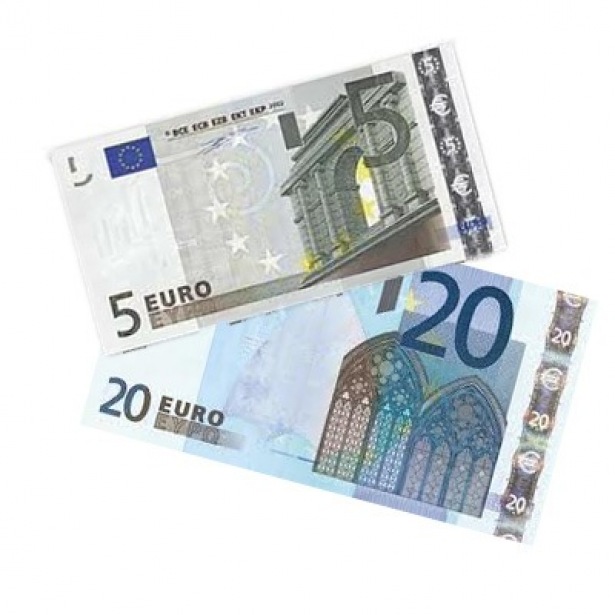 1 5 евро в рубли. 25 Евро. 25 Евро в рублях. Двадцать пять евро. Евро надпись.